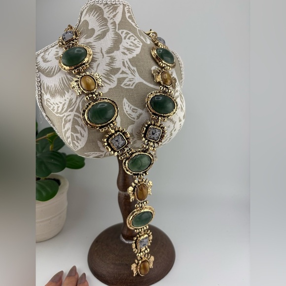 Anthropologie Jewelry - Gold Green Gemstone Statement Necklace – Vintage Style